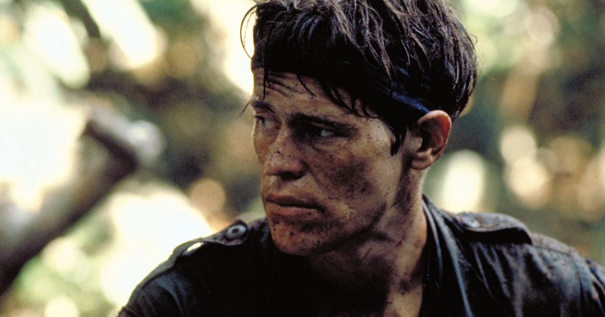 willem dafoe in platoon - nerdface