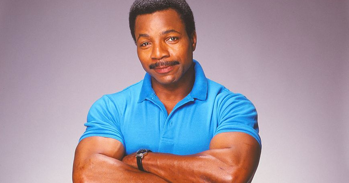 carl weathers con le braccia conserte - nerdface