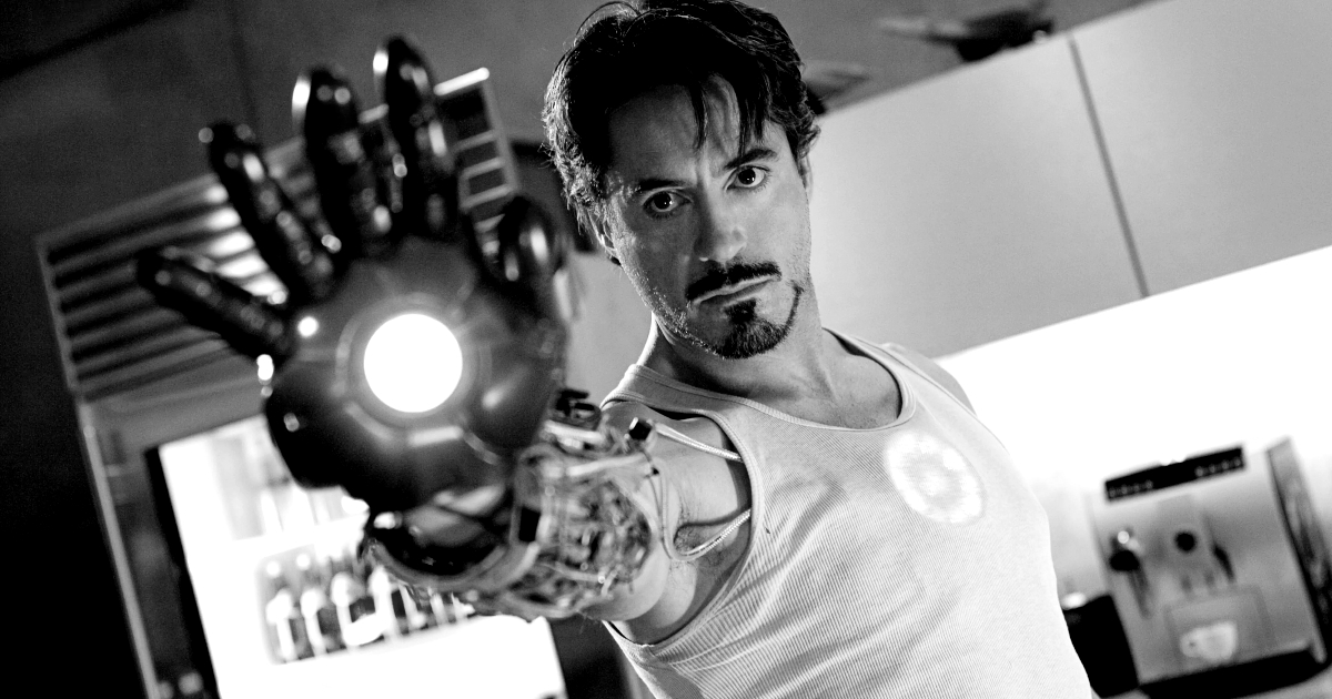 robert downey jr usa il guanto di iron man - nerdface