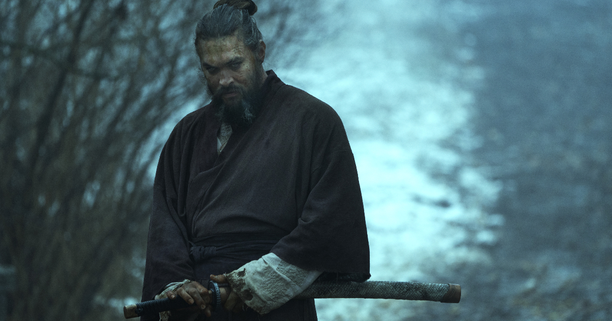 jason momoa indossa una sorta di kimona e ha una katana - nerdface