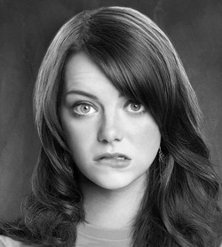 primo piano di emma stone - nerdface