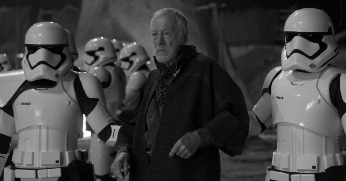 max von sydow circondato da trooper in star wars - nerdface