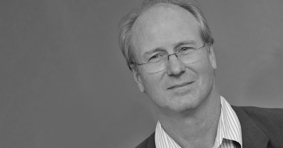 Primo piano di William Hurt - nerdface