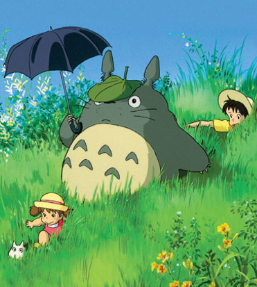 il poster italiano de il mio vicino totoro vede i bambini giocare con totoro in mezzo a un prato - nerdface