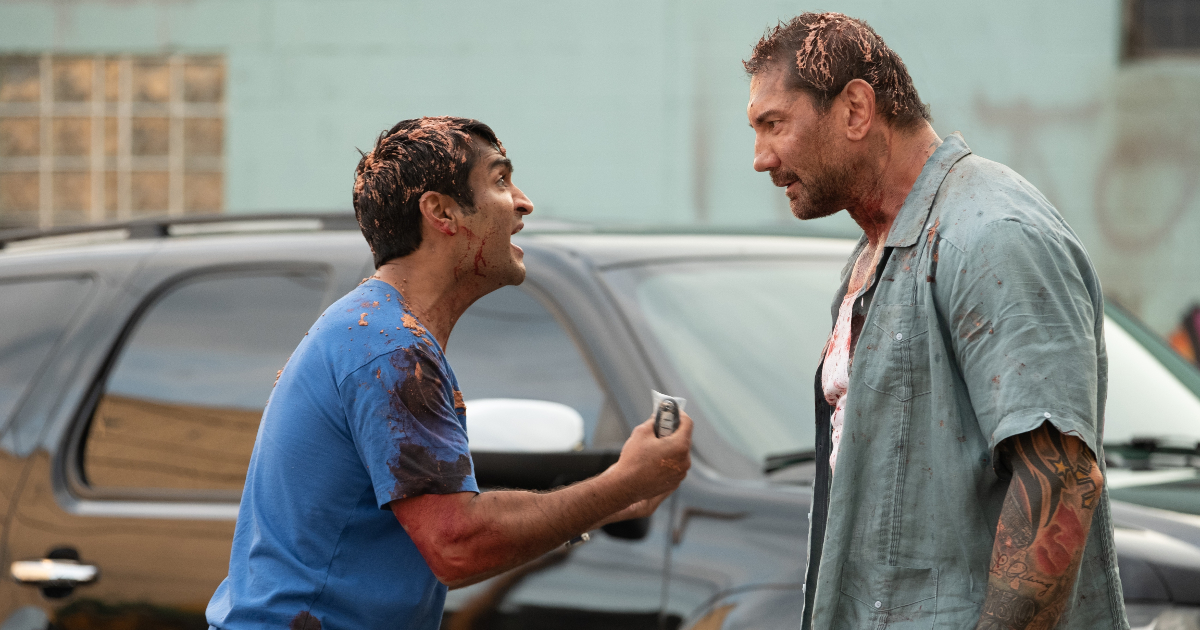 stu e dave bautista litigano davanti al taxi e stu è ricoperto di roba non identificabile - nerdface