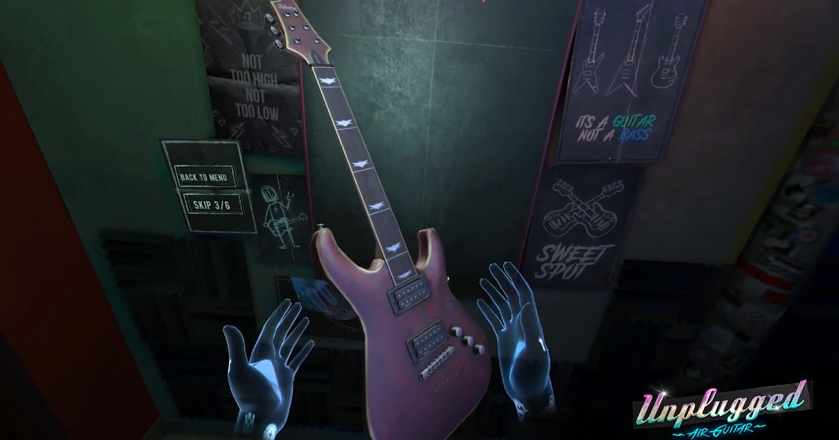 due mani trasparenti vanno verso una chitarra - nerdface
