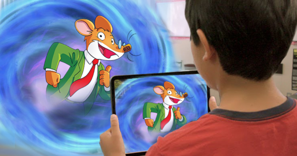 geronimo stilton esce da un portale proiettato attraverso il tablet di un visitatore della mostra - nerdface