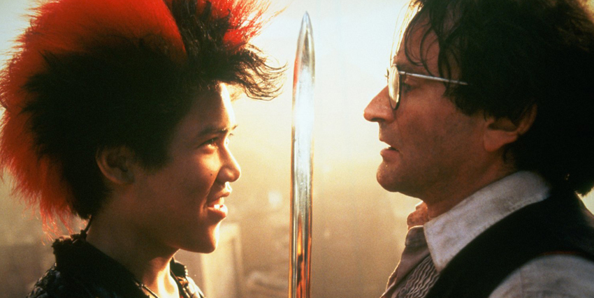 rufio minaccia peter pan con una spada in hook - nerdface