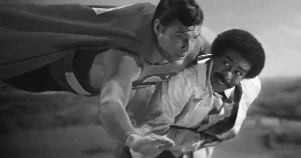 richard pryor sta volando tenuto in braccio da superman - nerdface