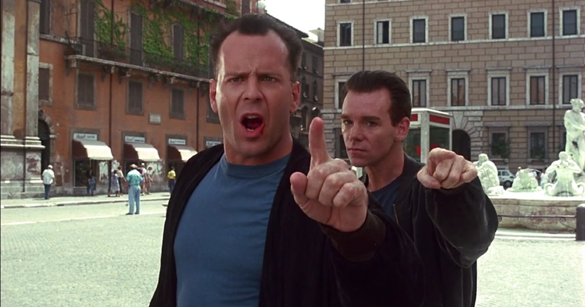 david caruso è kitkat e imita la posa arrabbiata di bruce willis in hudson hawk - nerdface