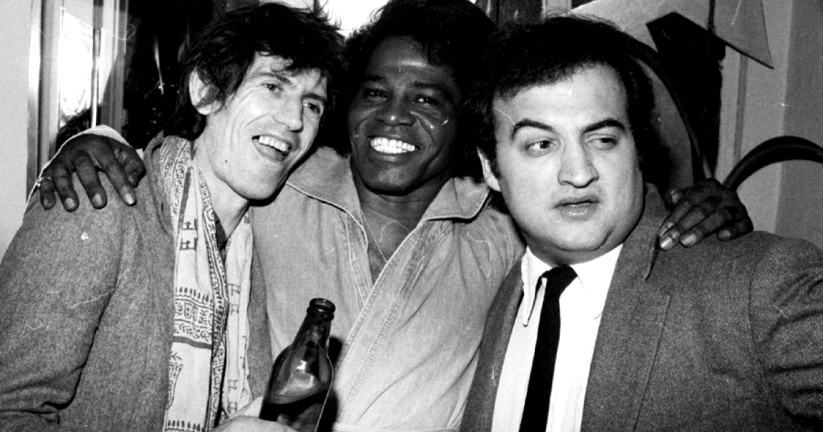 john belushi insieme a keith richards e james brown - nerdface