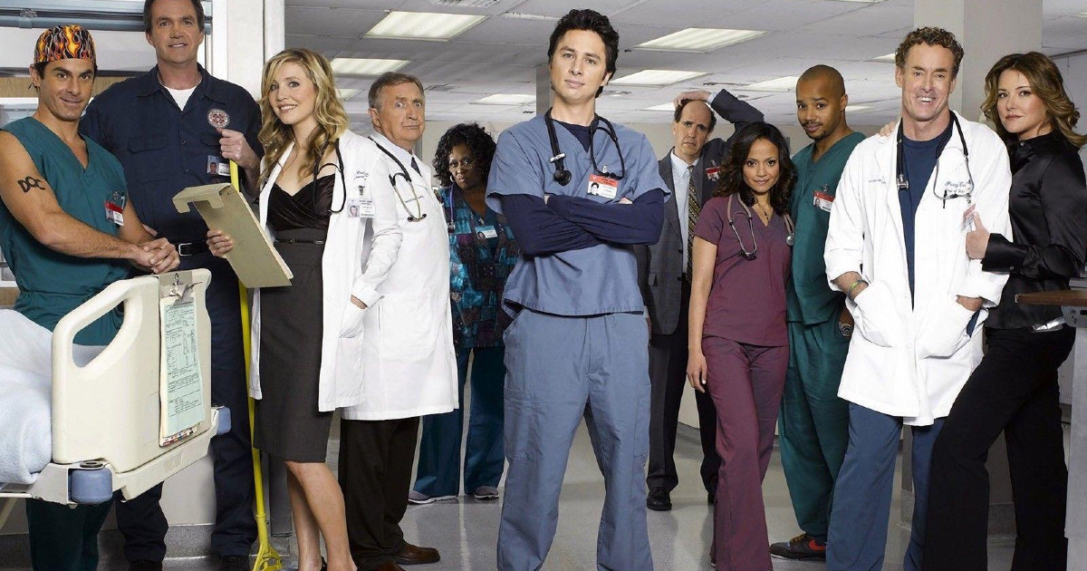 tutto il cast della serie in posa - nerdface