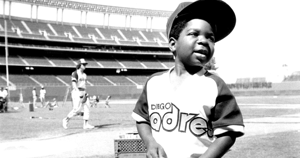 gary coleman gioca a baseball - nerdface