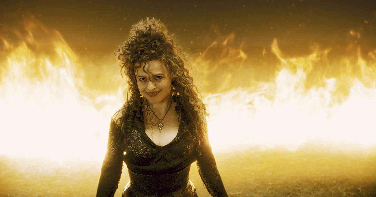 helena bonham carter è la nemica di harry potter e sorride maligna davanti un muro di fiamme - nerdface