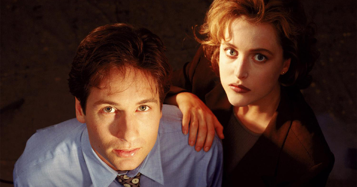 MULDER E SCULLY GIOVANI NELLA PRIMA STAGIONE - NERDFACE