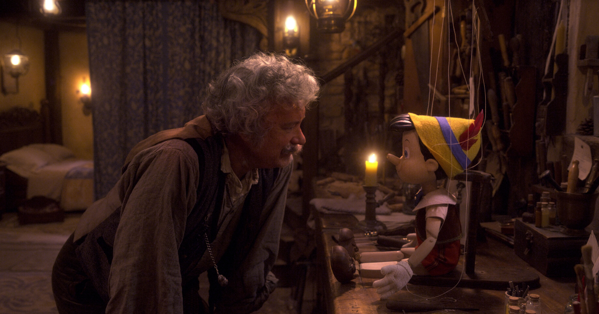 geppetto osserva pinocchio in un'immagine del film - nerdface