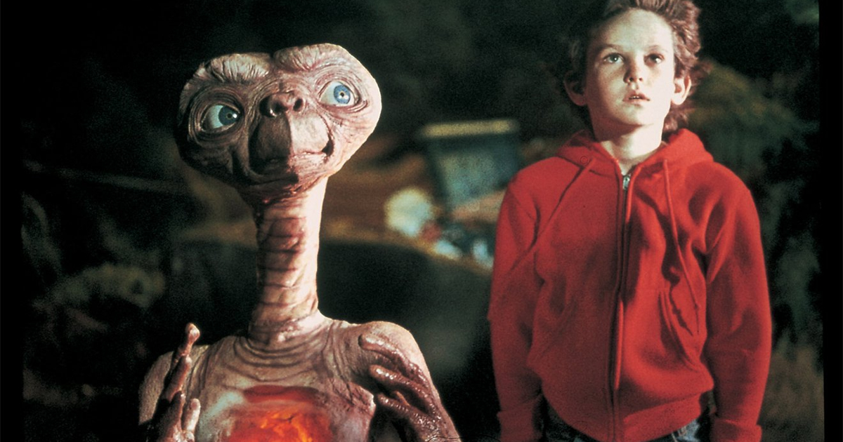 e.t. l'extraterrestre e il suo amico terrestre guardano in alto - nerdface