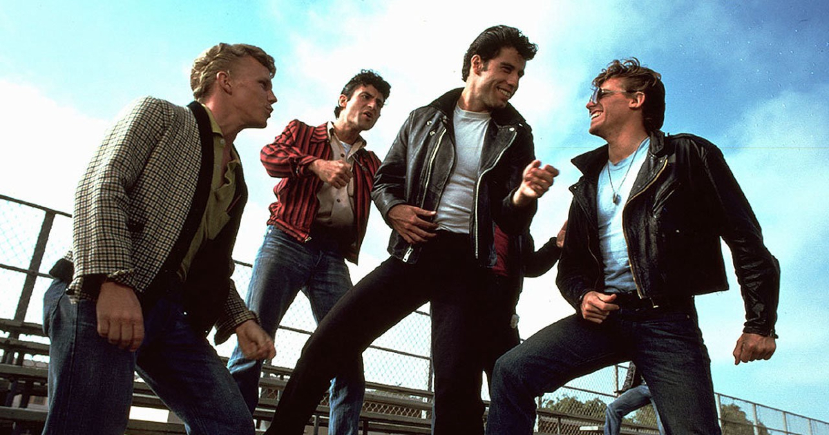 in grease john travolta si pavoneggia coi suo amici - nerdface