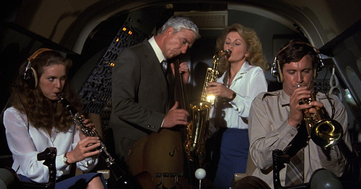la ciurma suona strumenti musicali nella cabina di pilotaggio de l'aereo più pazzo del mondo - nerdface