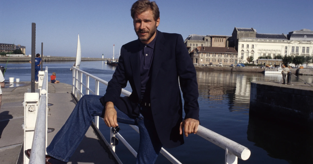 harrison ford giovane al lido di venezia - nerdface