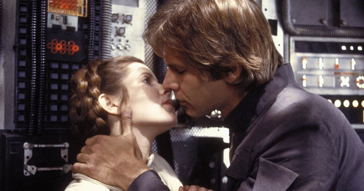 tra i baci celebri del cinema quello tra leia e han solo - nerdface