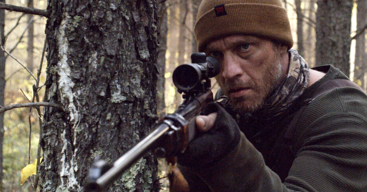 il cacciatore protagonista di wolf hunter - nerdface