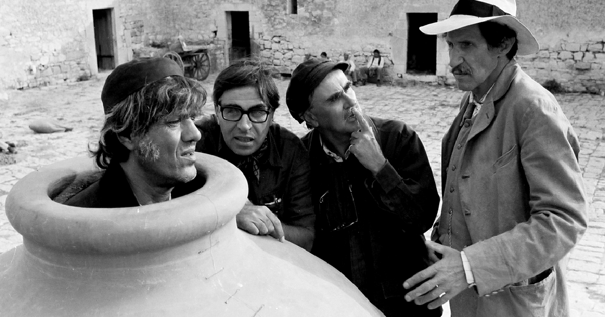 franco franchi spunta da una giara - nerdface