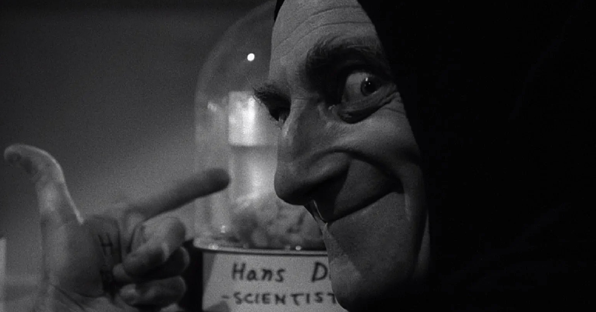 marty feldman è igor in frankenstein junior - nerdface