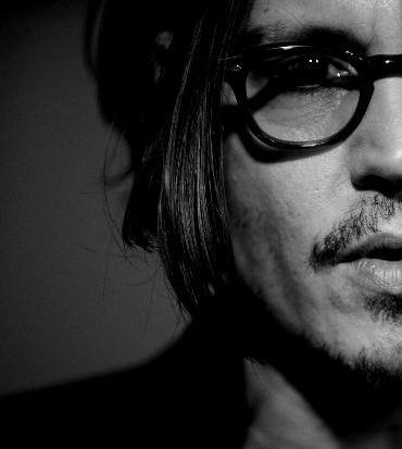 mezzo volto di johnny depp - nerdface