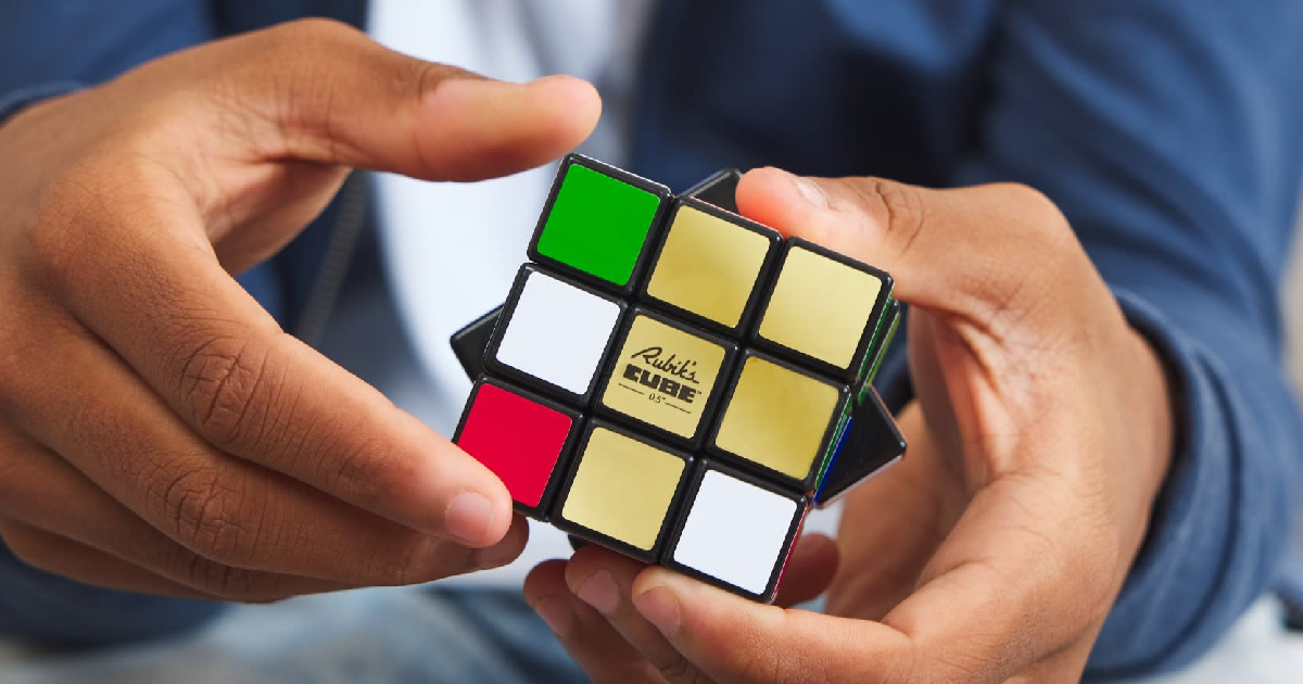 il cubo di rubik retrò per i 50 anni del gioco - nerdface