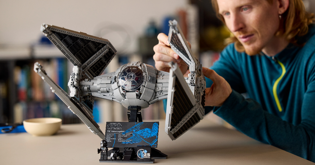 il tie fighter di lego star wars per lo star wars day - nerdface