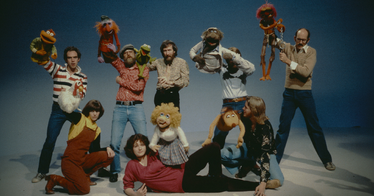 jim henson e i suoi colleghi animano i muppet in idea man - nerdface
