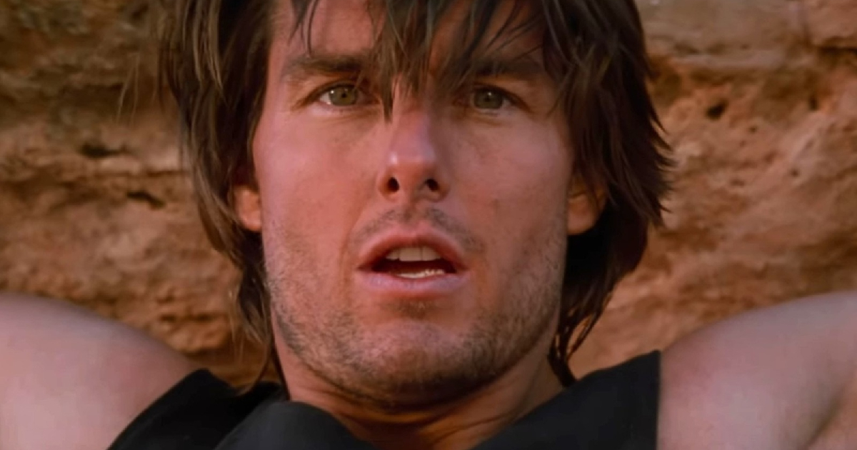 tom cruise sembra stupito mentre è in arrampicata libnera in mission impossible 2 - nerdface