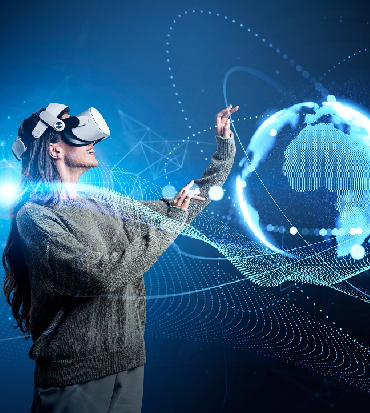 una ragazza col visore vr interagisce con uno mappamondo digitale nel metaverso - nerdface