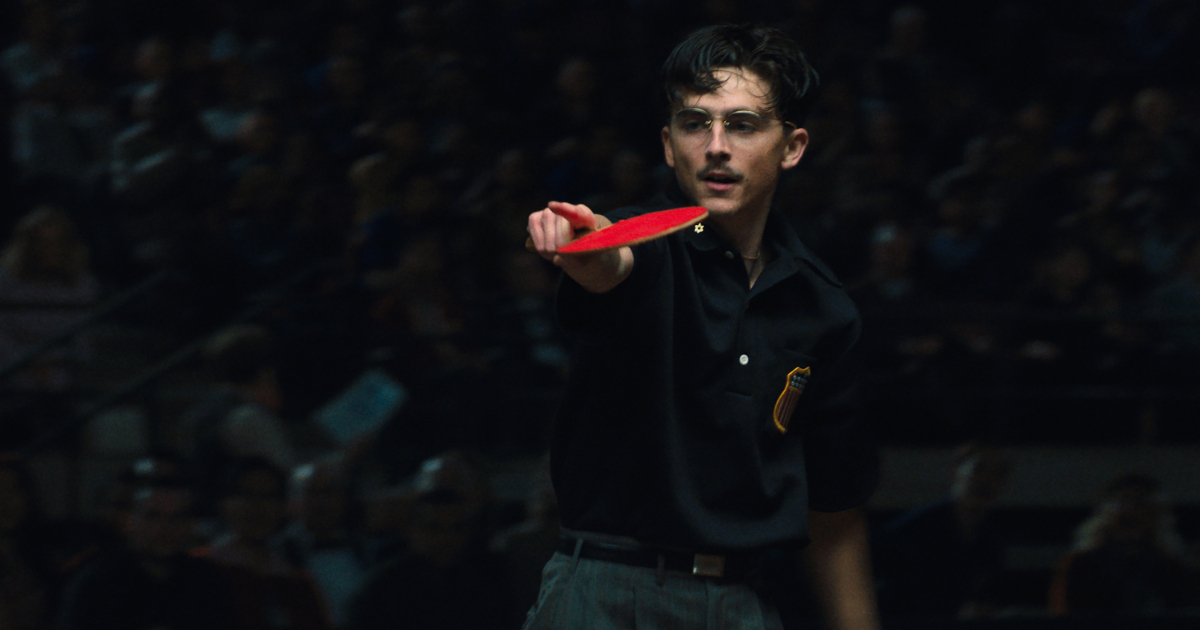 timothee chalamet sfida qualcuno a ping pong nel film marty supreme - nerdface