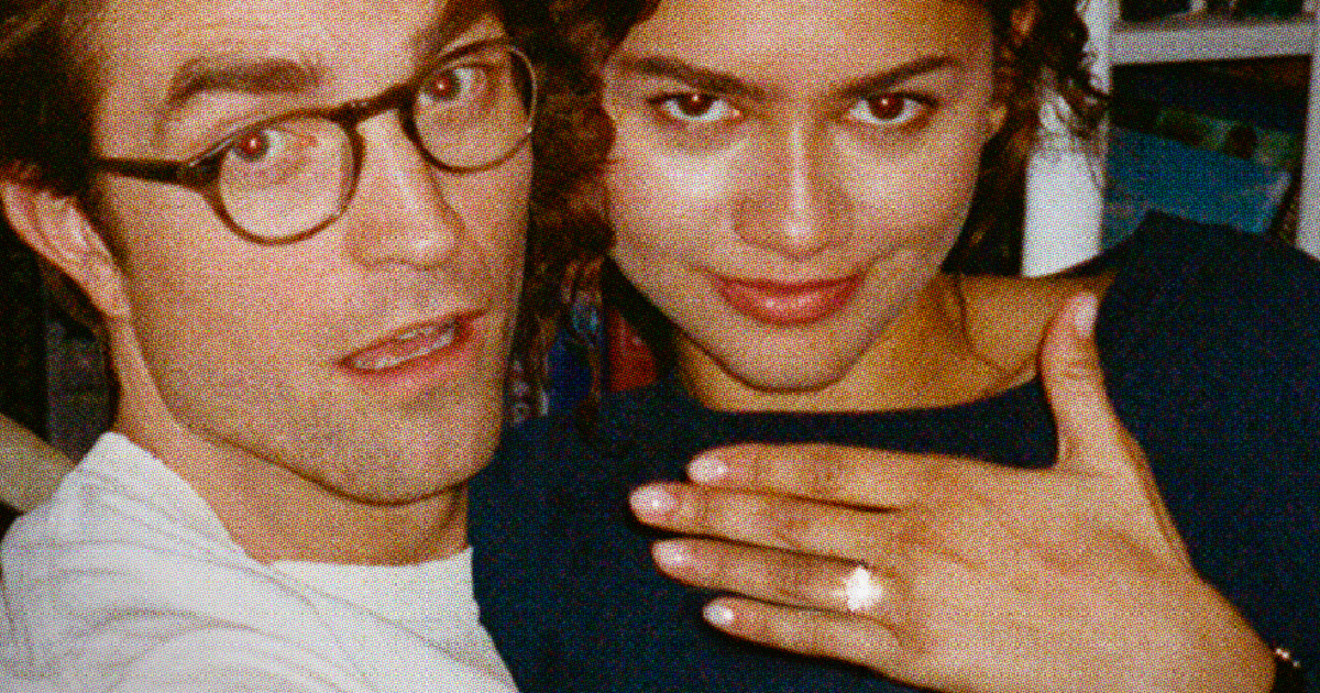 robert pattinson e zendaya sorridono in camera nel trailer di the drama - nerdface