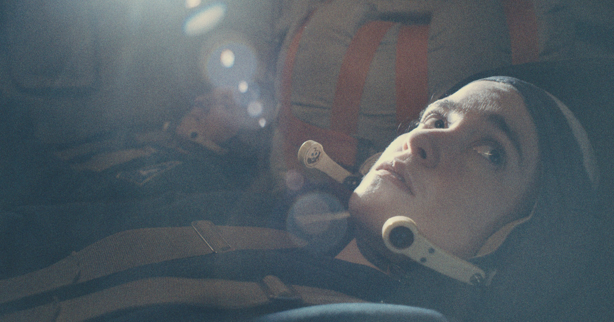 Il primo piano di una cosmonauta sovietica - nerdface