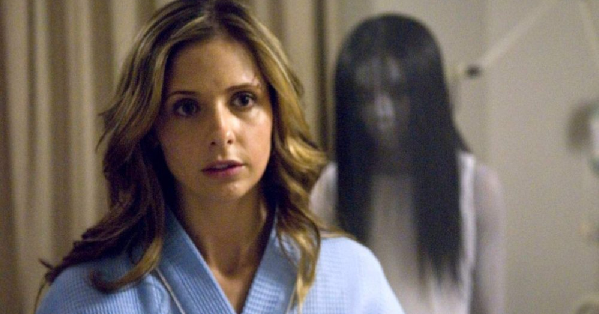 sarah michelle gellar in the grudge non sa che alle sue spalle c'è una bambina diabolica - nerdface