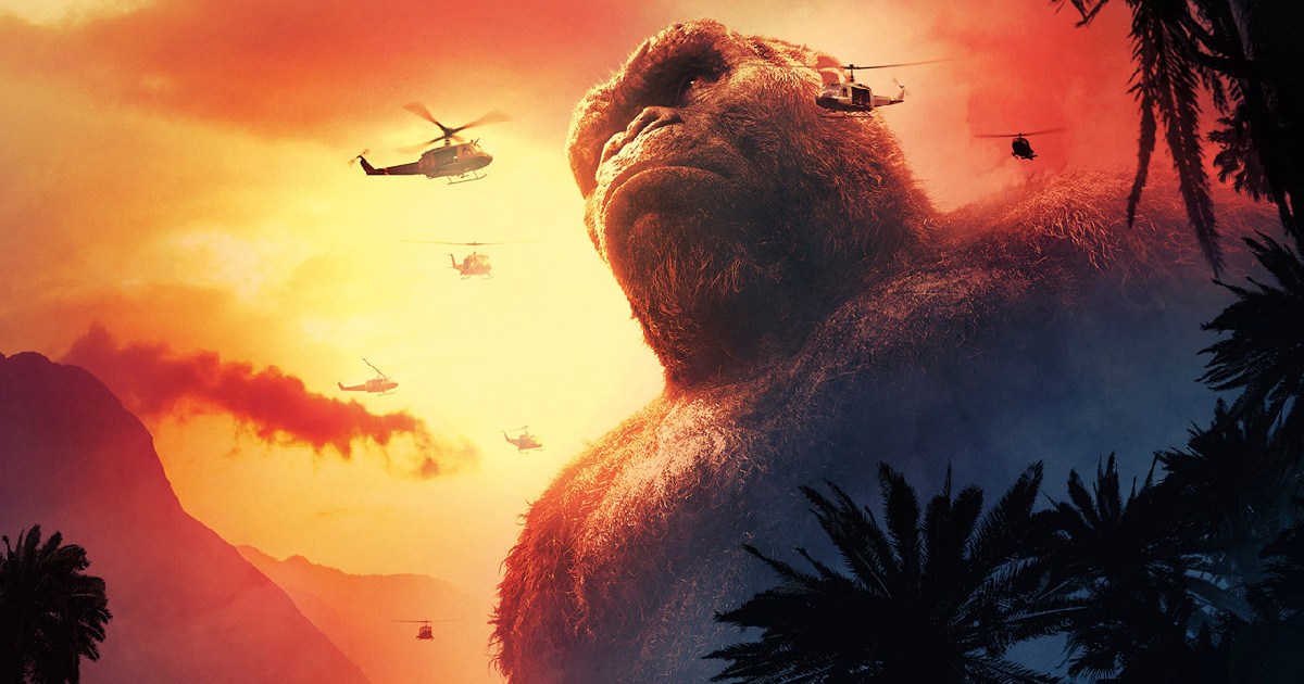 kong-skull-island-il-re-e-tornato-recensione king kong circondato da elicotteri grandi come moscerini in kong skull island - nerdface